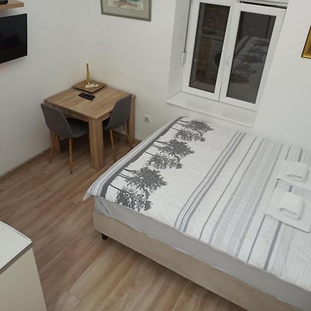 Apartman Silvana Apartment Белград Екстериор снимка