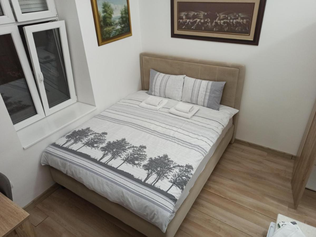 Apartman Silvana Apartment Белград Екстериор снимка